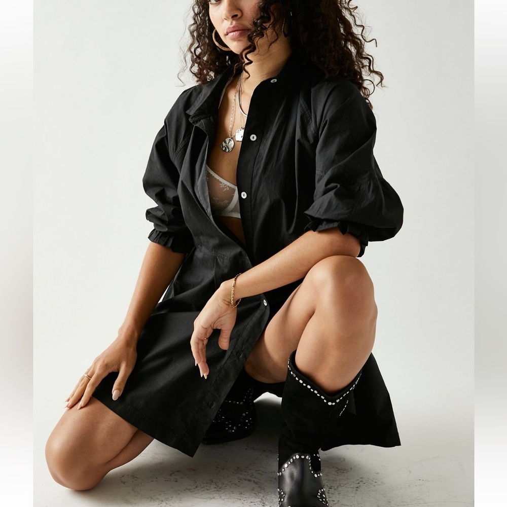 Hannah Poplin Mini dress in black